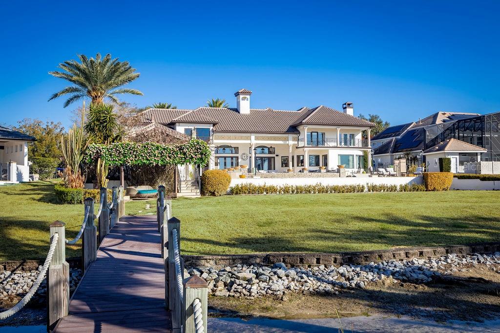 CHAINE DU LAC - Residential