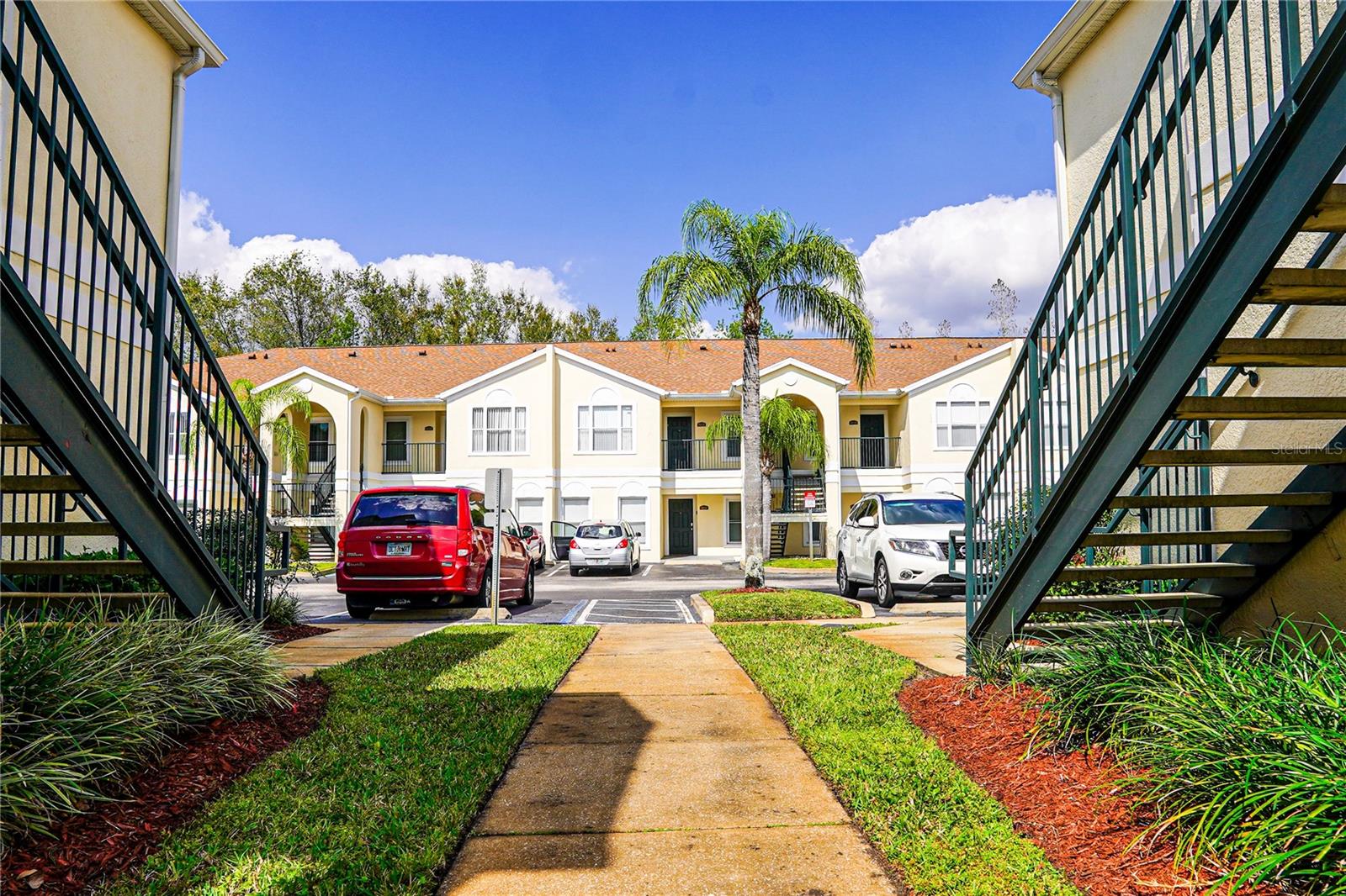 GRAND PALMS CONDO 4 PH 3 - Residential