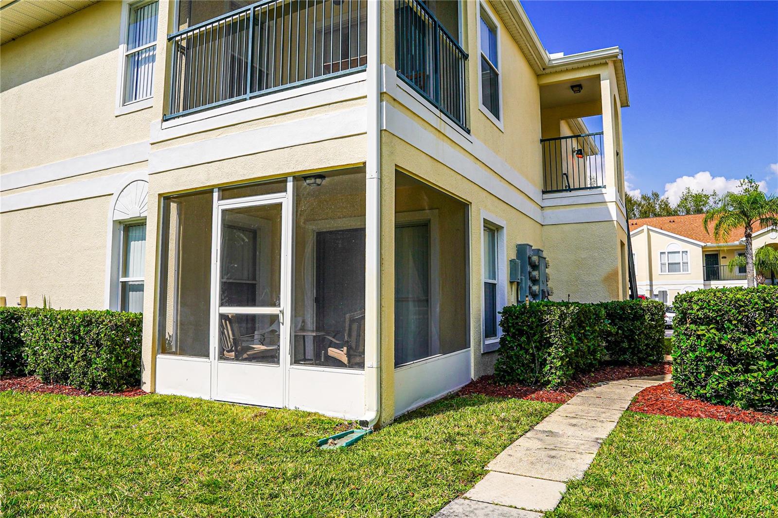 GRAND PALMS CONDO 4 PH 3 - Residential