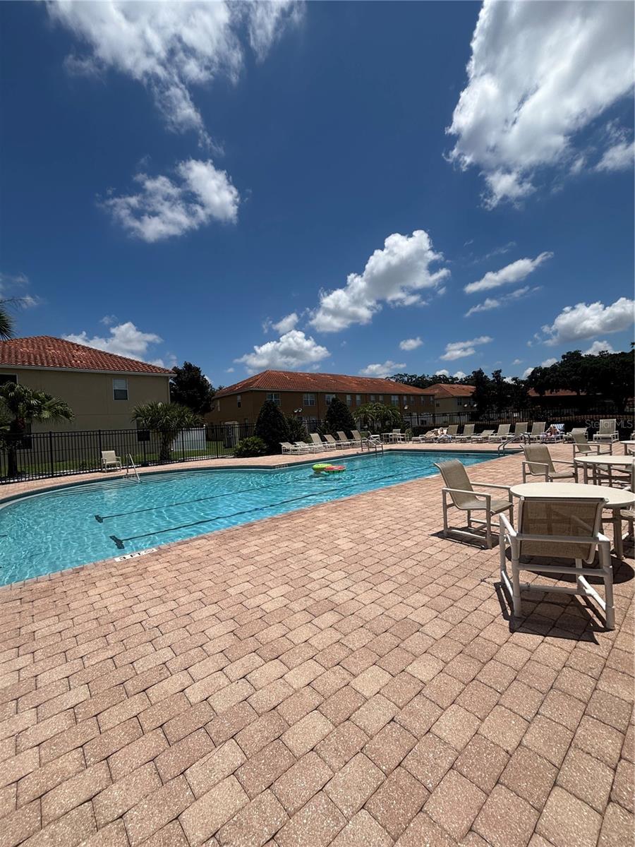 PARADISE CAY - Residential