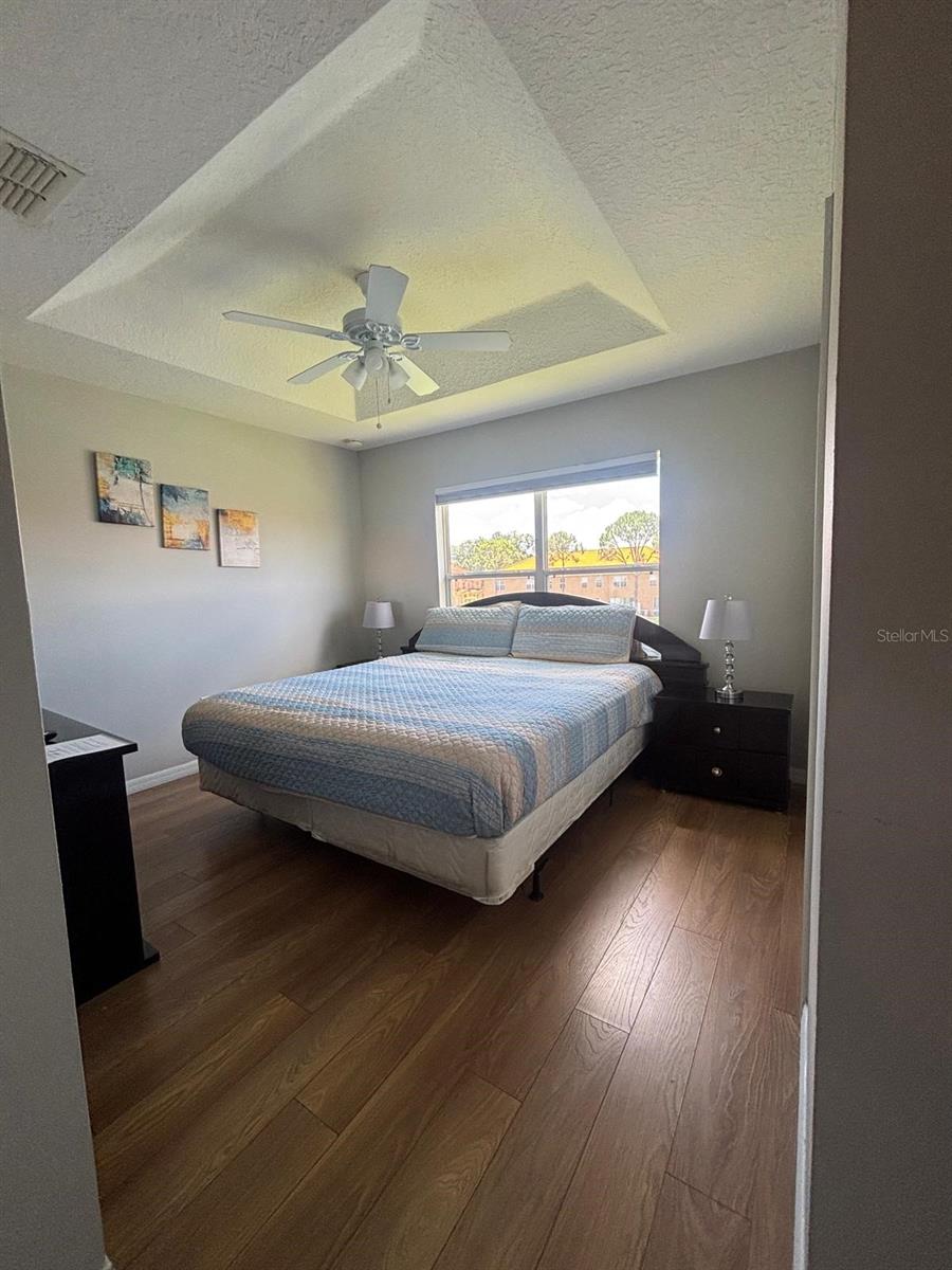 PARADISE CAY - Residential