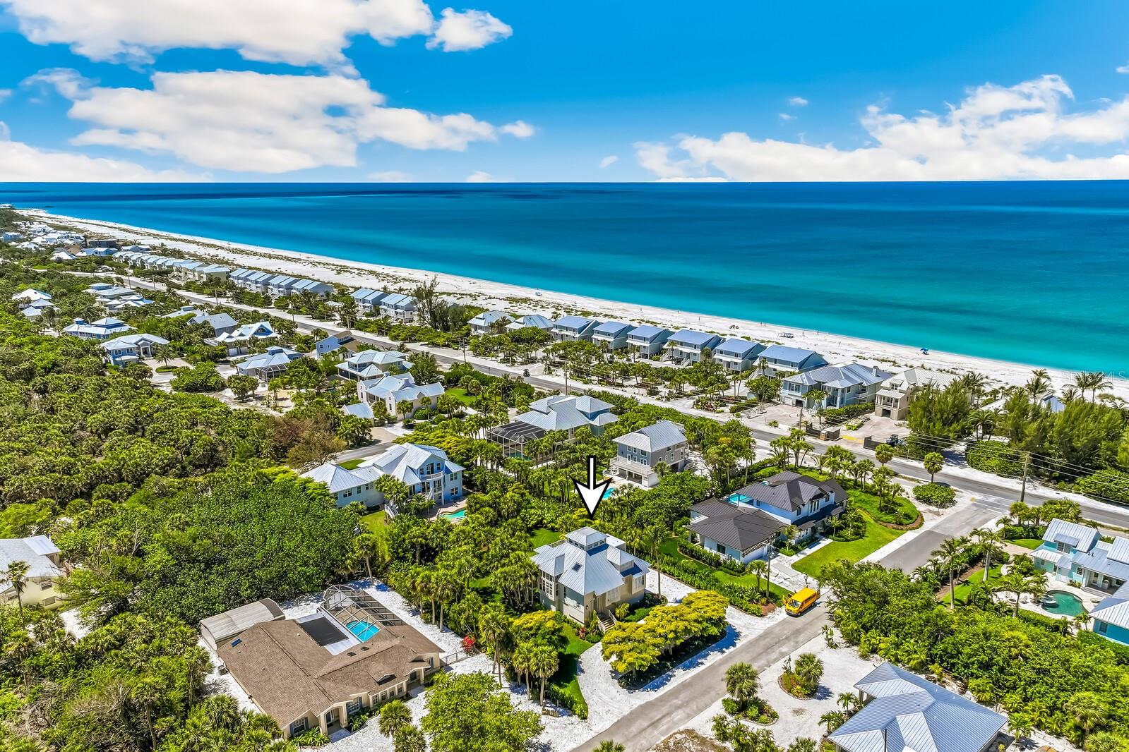 GOLDEN BEACH - Residential