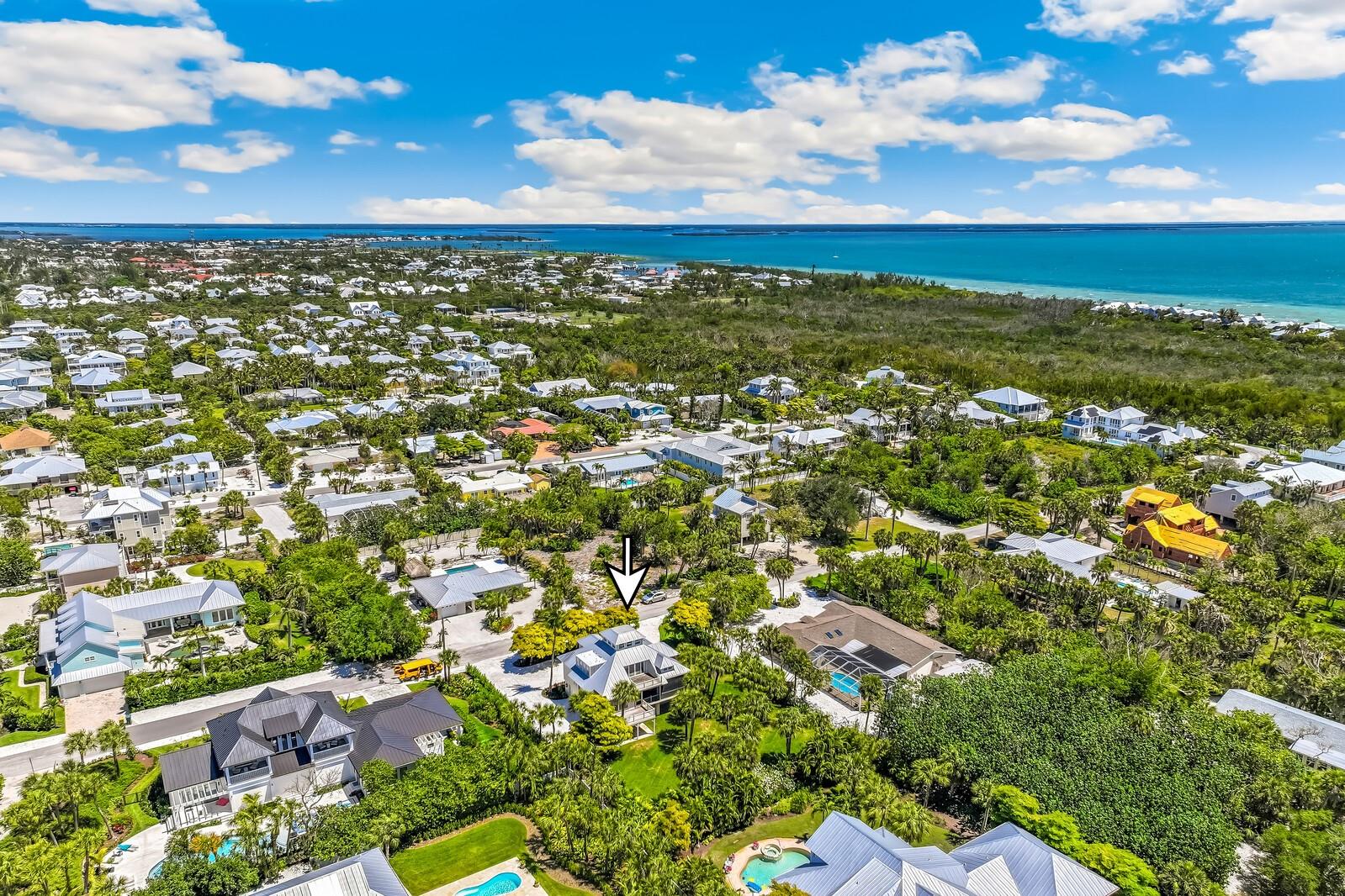 GOLDEN BEACH - Residential