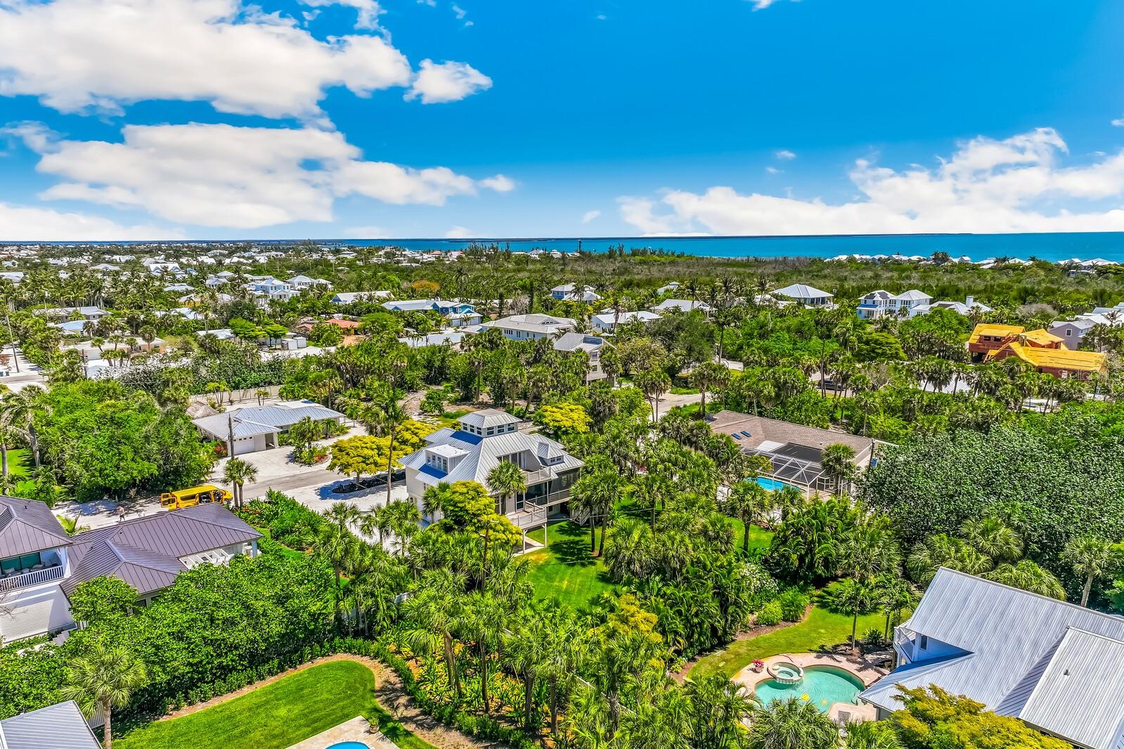 GOLDEN BEACH - Residential