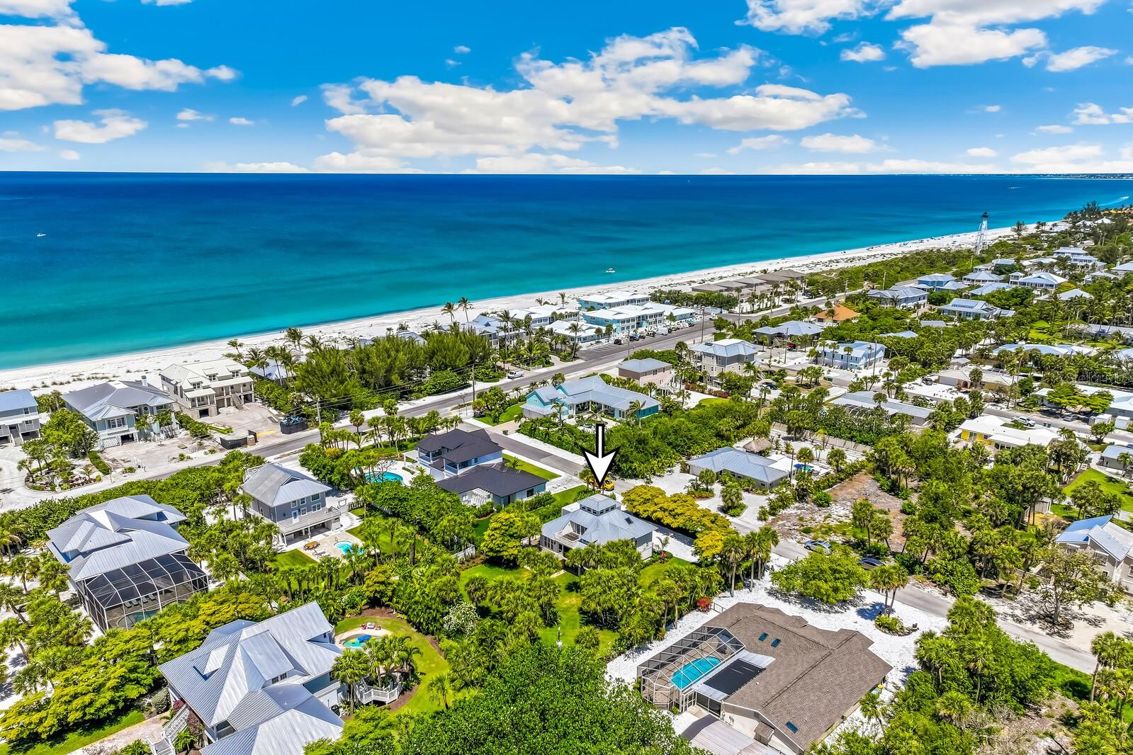GOLDEN BEACH - Residential