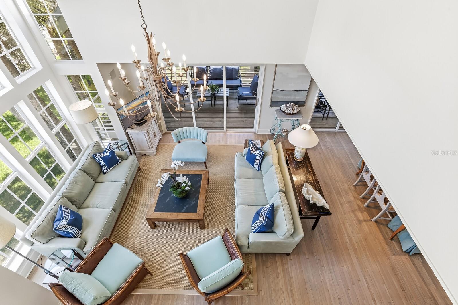 GOLDEN BEACH - Residential