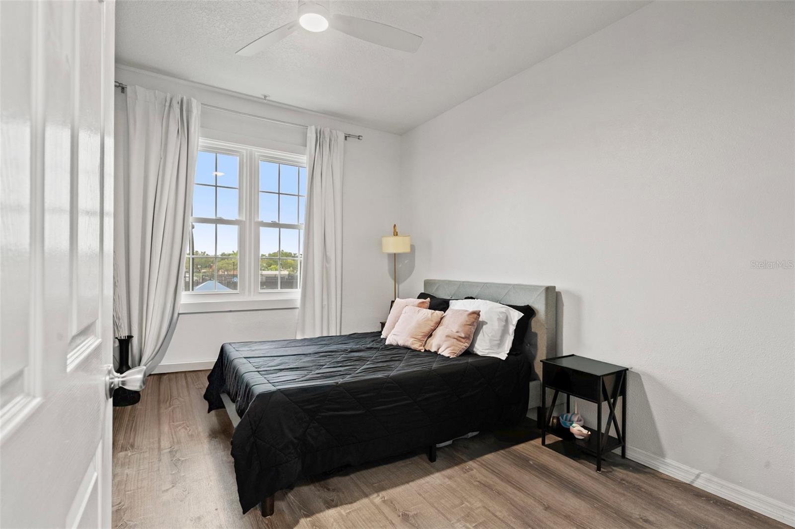 HARBOUR PLACE CITY HOMES A CON - Residential