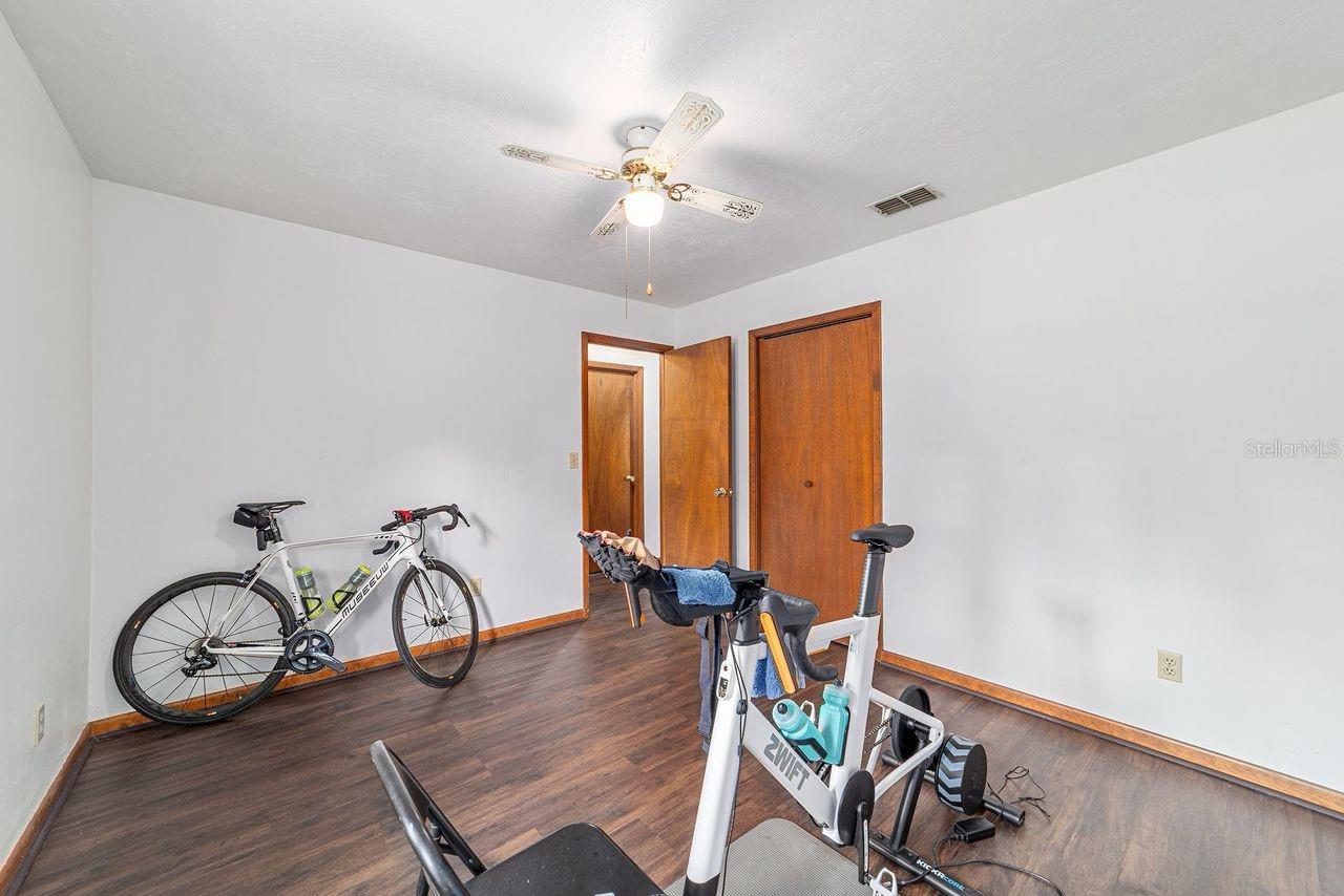 RAINBOW LAKES ESTATES - Residential