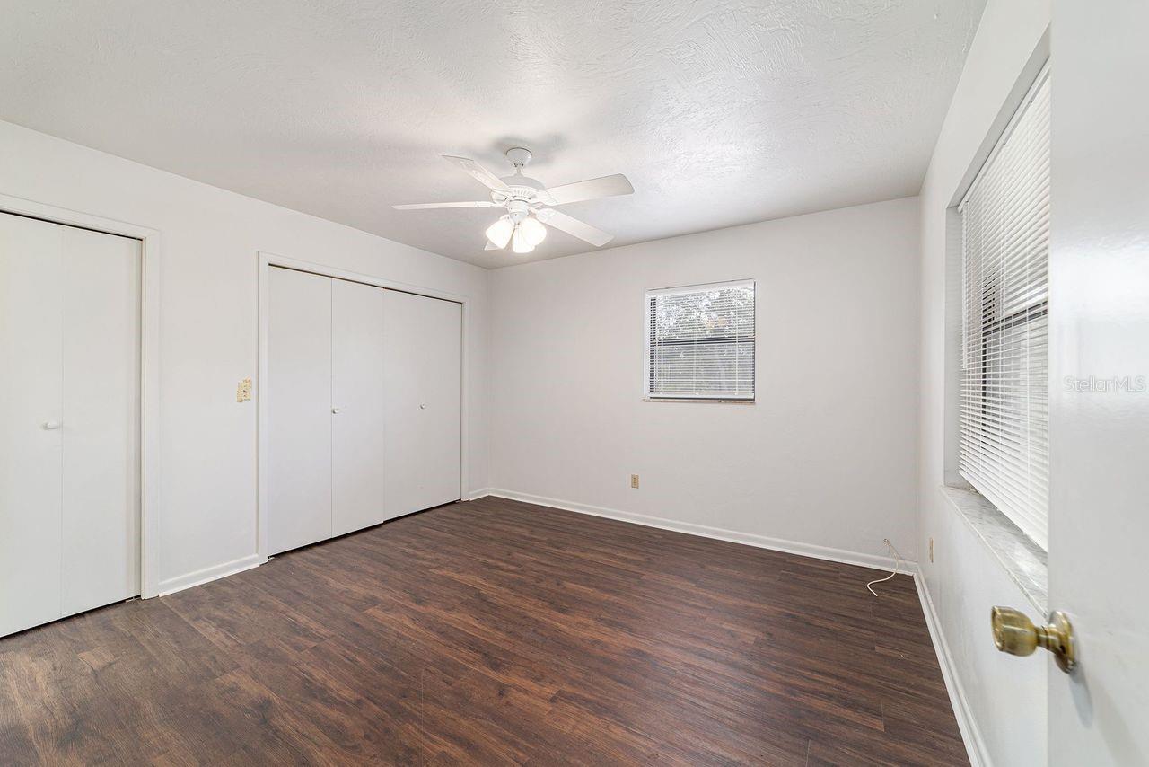 RAINBOW LAKES ESTATES - Residential