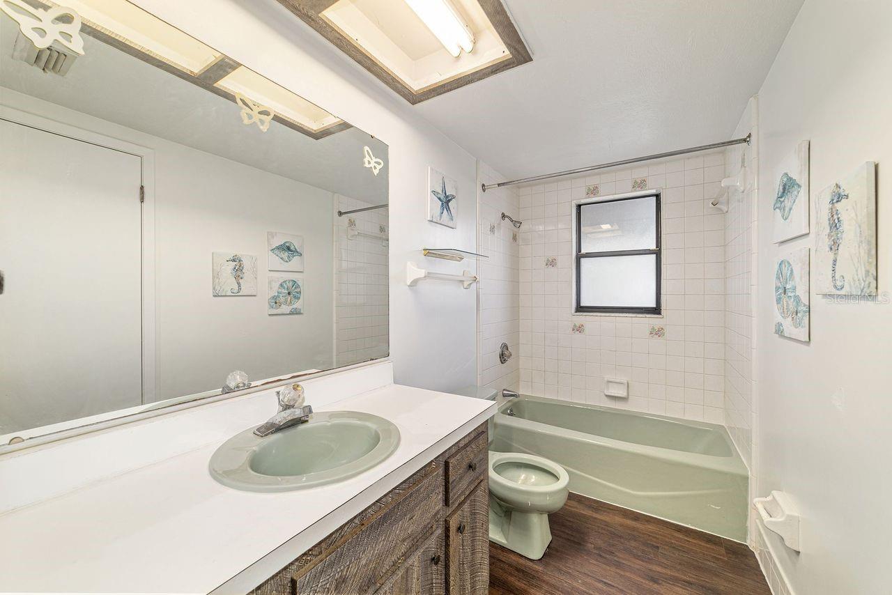 RAINBOW LAKES ESTATES - Residential