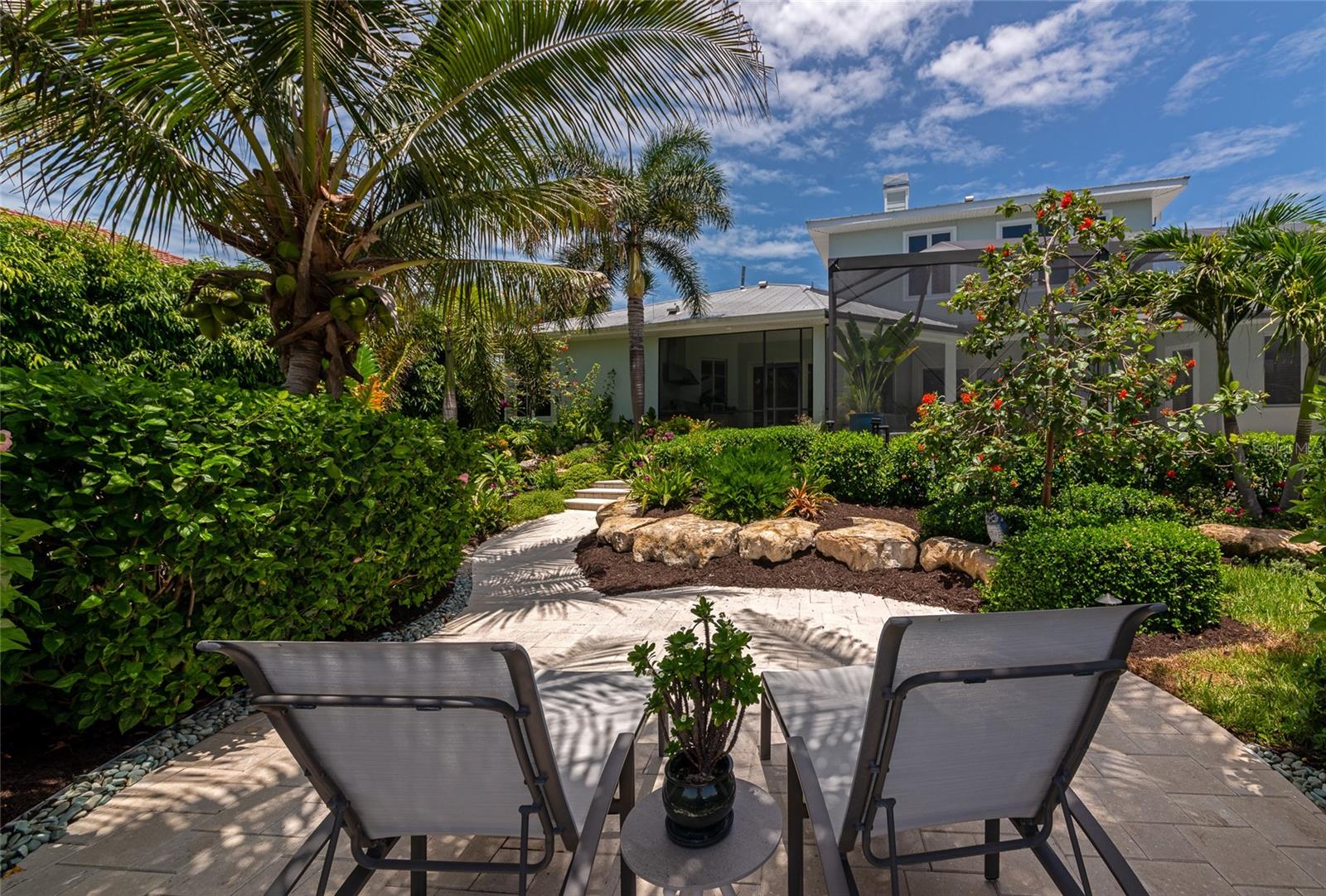 SOUTHPOINTE SHORES - Residential