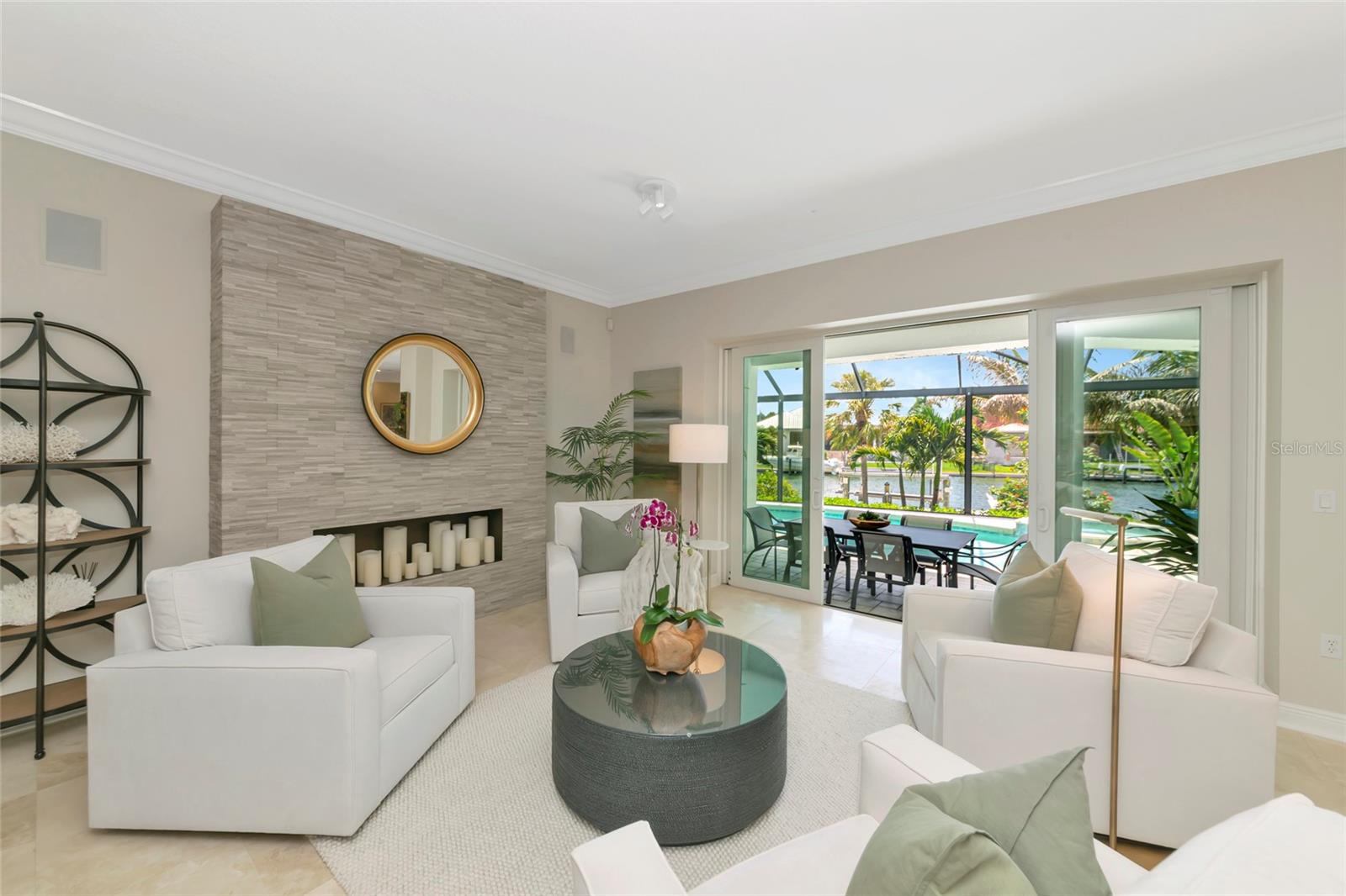 SOUTHPOINTE SHORES - Residential