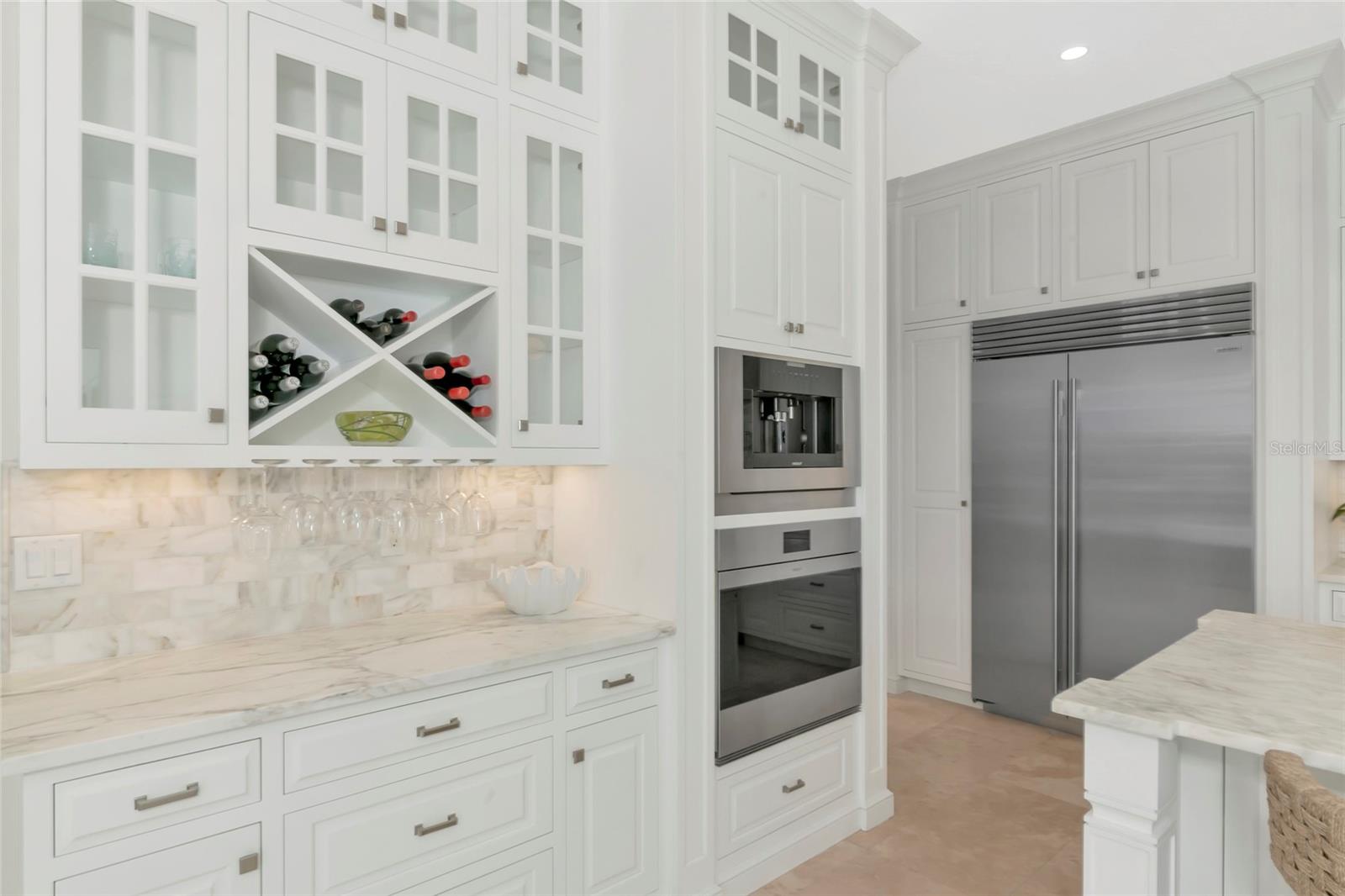 SOUTHPOINTE SHORES - Residential