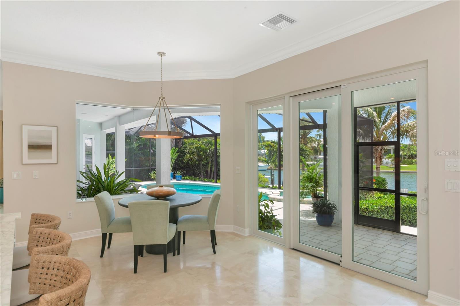 SOUTHPOINTE SHORES - Residential