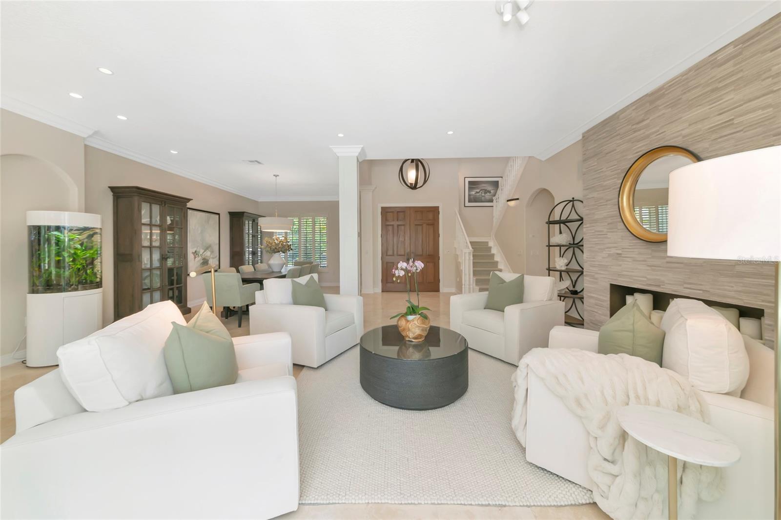 SOUTHPOINTE SHORES - Residential