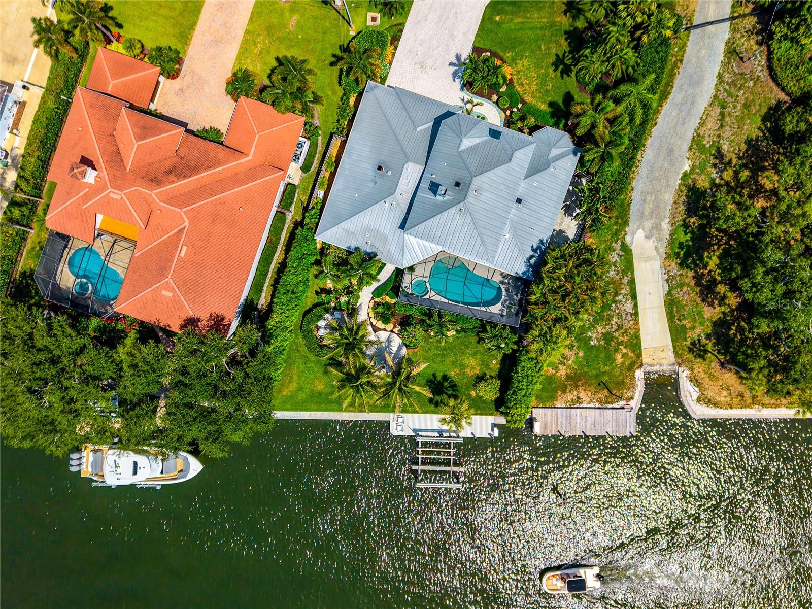 SOUTHPOINTE SHORES - Residential