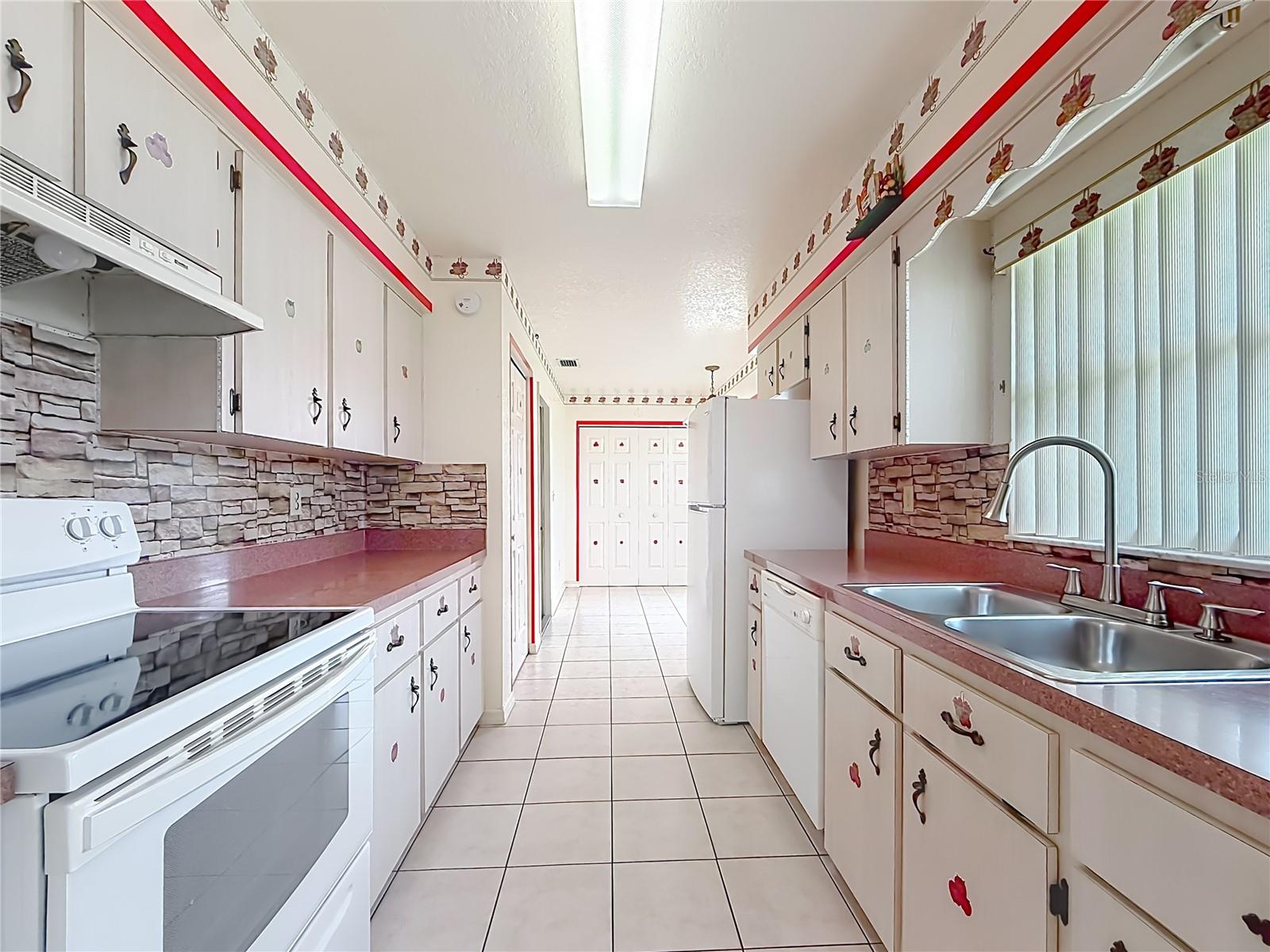 MARION OAKS UN 01 - Residential