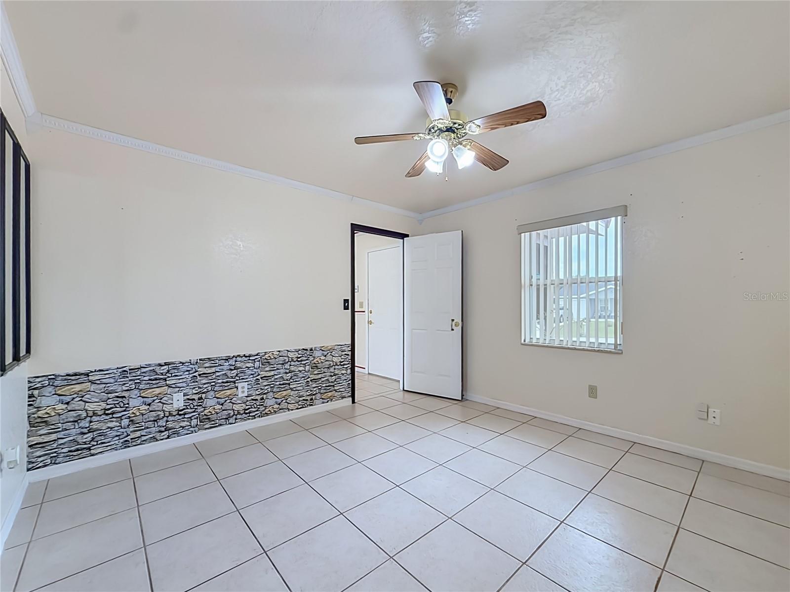 MARION OAKS UN 01 - Residential