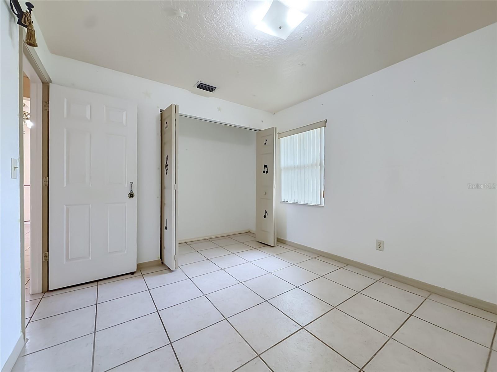 MARION OAKS UN 01 - Residential