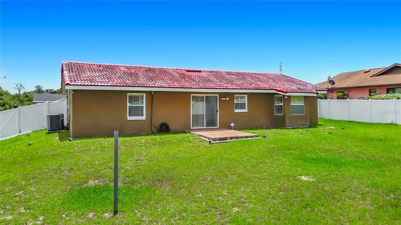 MARION OAKS UN 01 - Residential