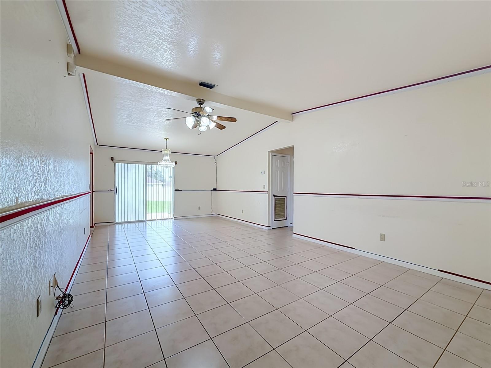 MARION OAKS UN 01 - Residential