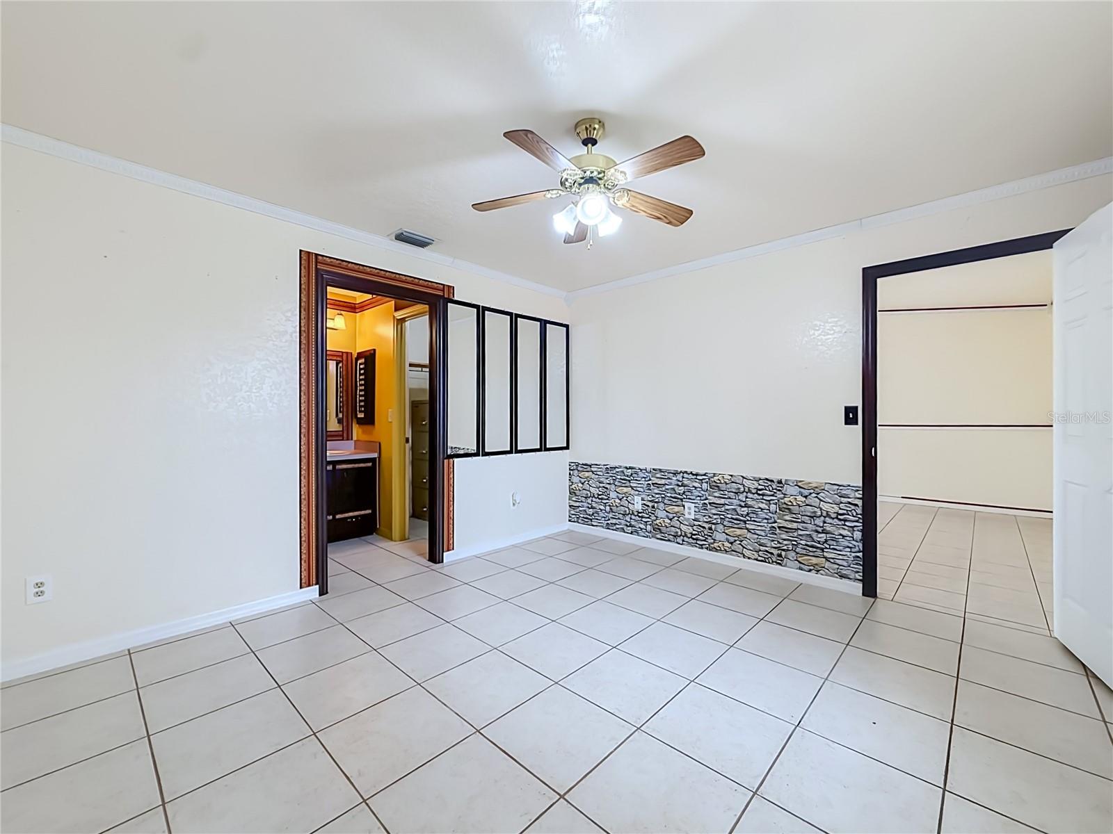 MARION OAKS UN 01 - Residential