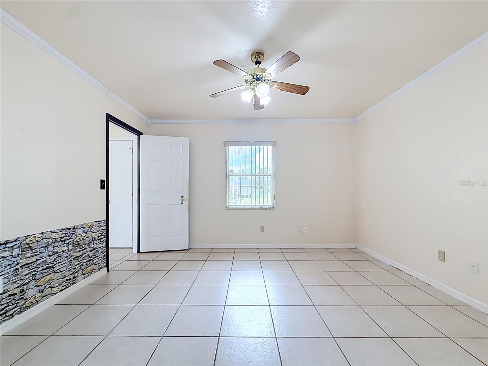 MARION OAKS UN 01 - Residential