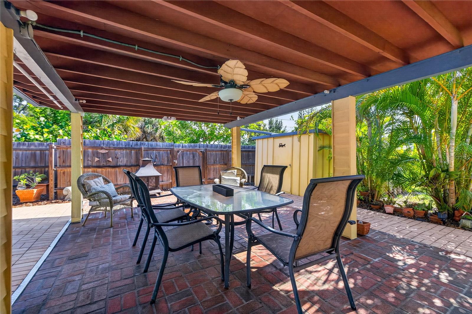 PASADENA ESTATES SEC C - Residential Lease