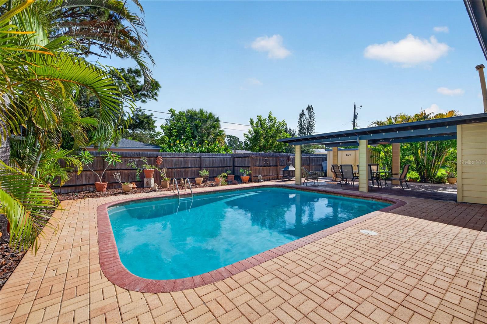 PASADENA ESTATES SEC C - Residential Lease