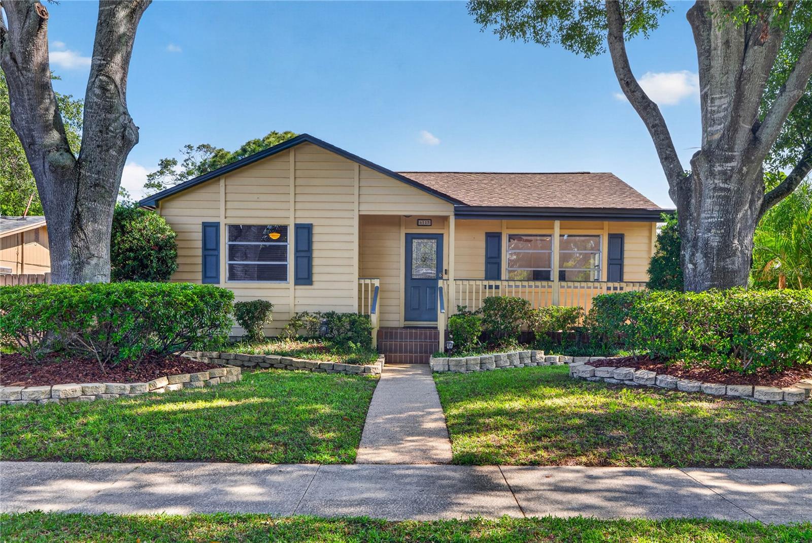 PASADENA ESTATES SEC C - Residential Lease