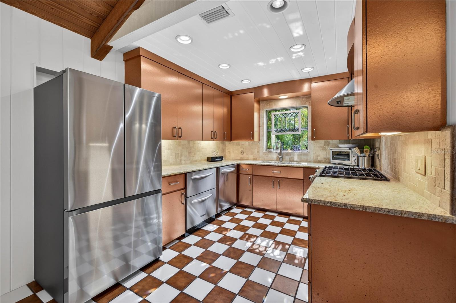 PASADENA ESTATES SEC C - Residential Lease