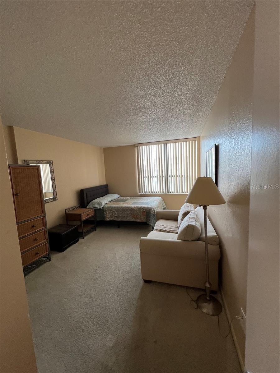 STARBOARD TOWER - Residential Lease
