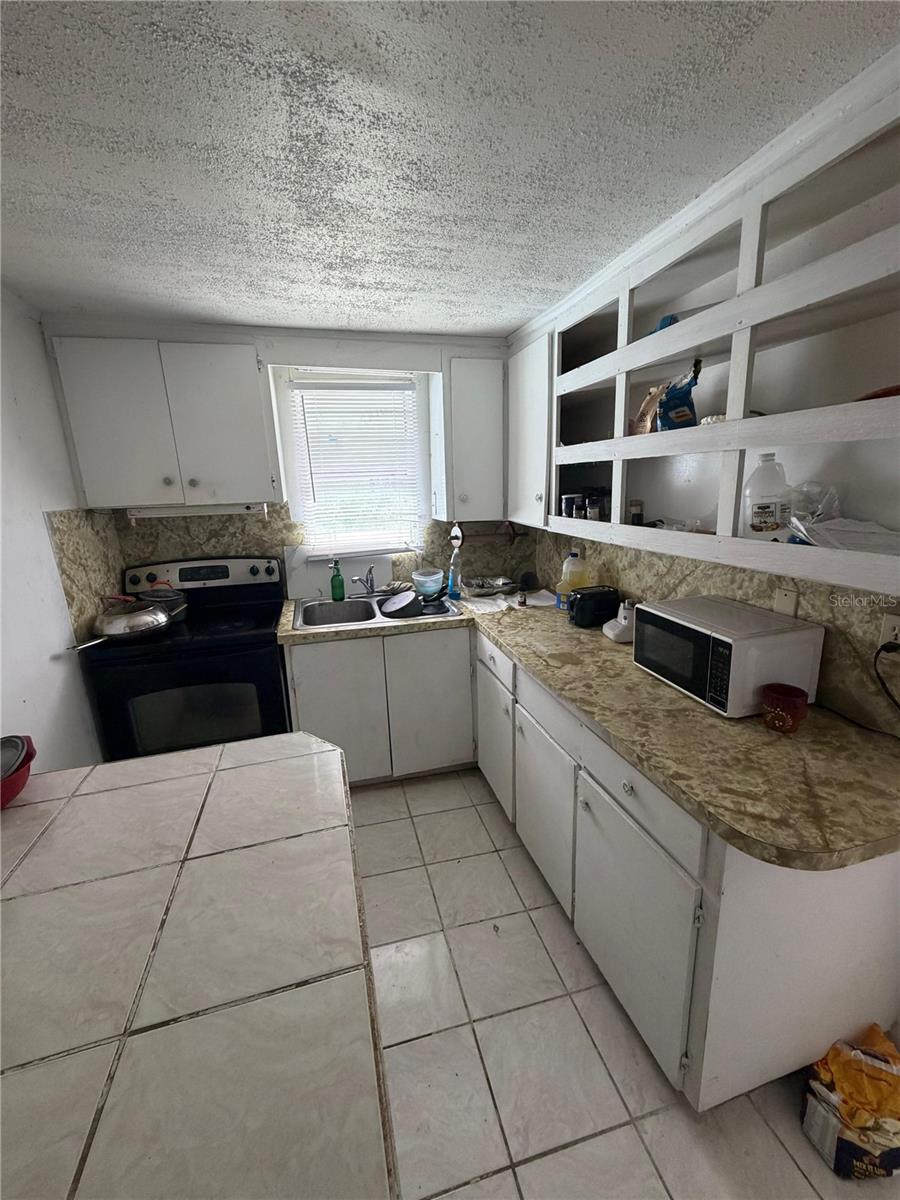 ACREAGE - Residential