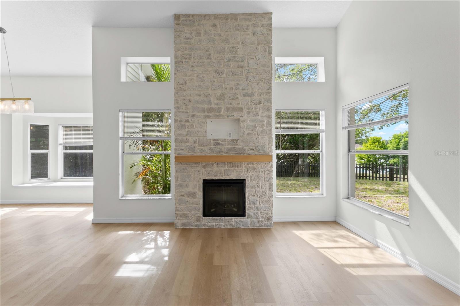 WELLINGTON HMS AT COUNTRYWAY - Residential