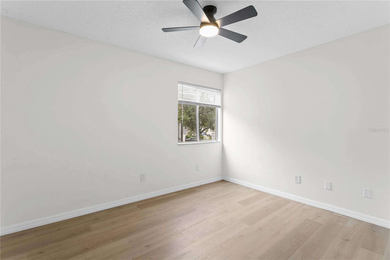 WELLINGTON HMS AT COUNTRYWAY - Residential