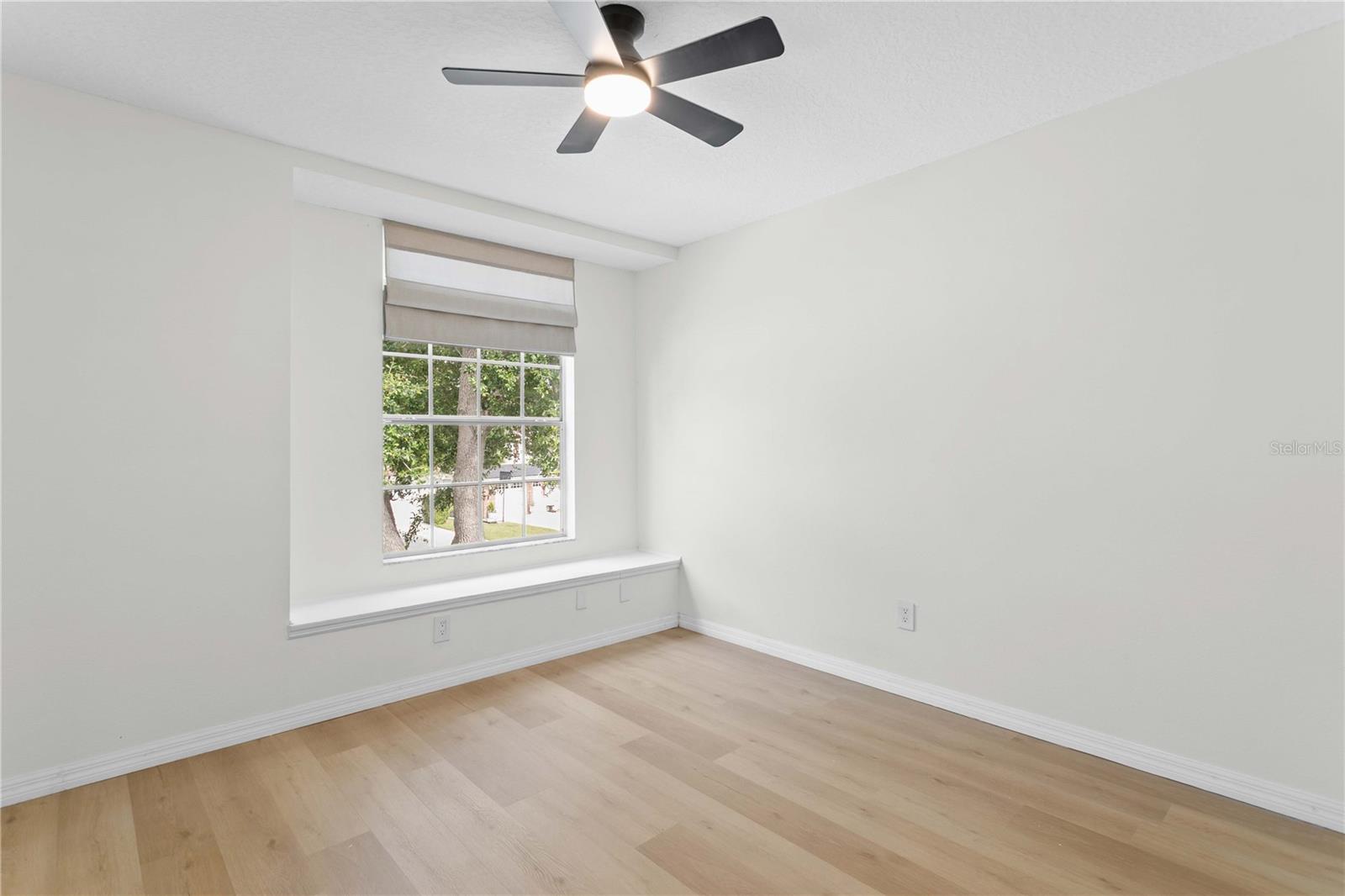 WELLINGTON HMS AT COUNTRYWAY - Residential