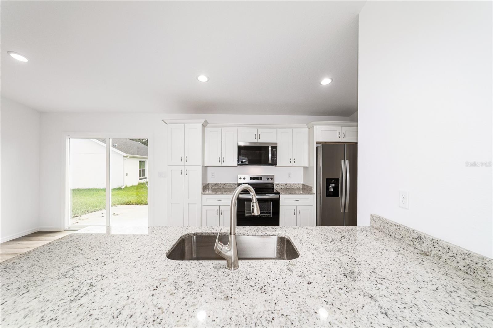 RAINBOW LAKES ESTATE - Residential