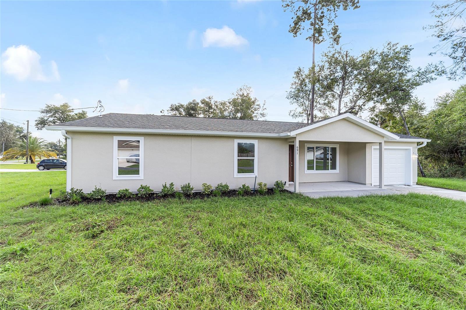 RAINBOW LAKES ESTATE - Residential