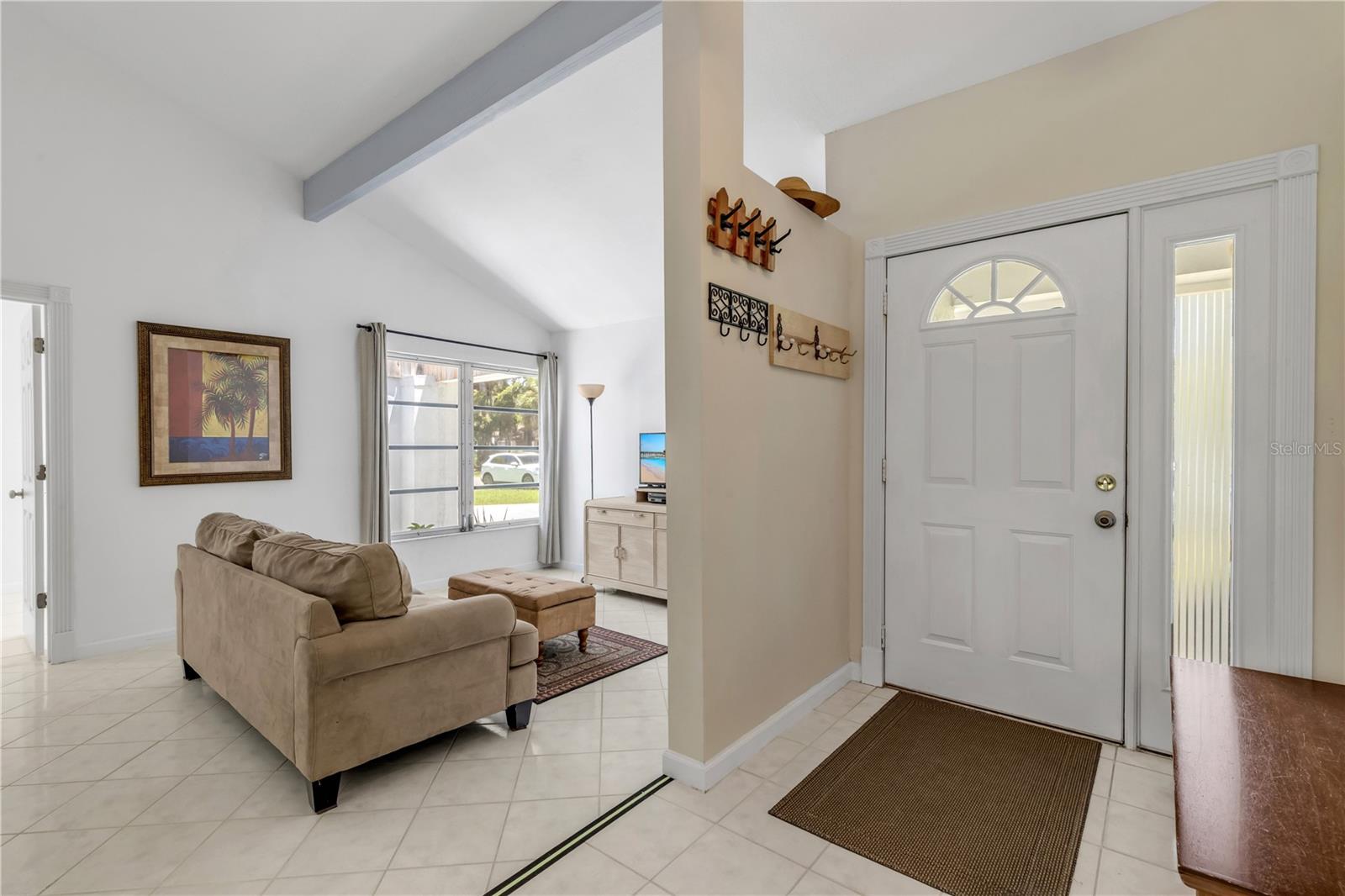 LAKE FOREST & LAKE FOREST NORTH - Residential