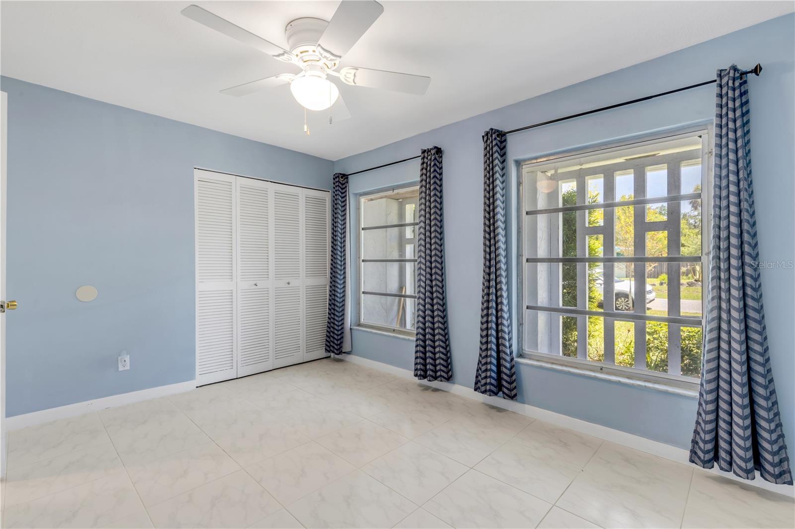 LAKE FOREST & LAKE FOREST NORTH - Residential