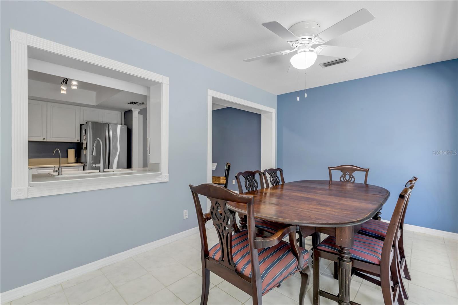 LAKE FOREST & LAKE FOREST NORTH - Residential