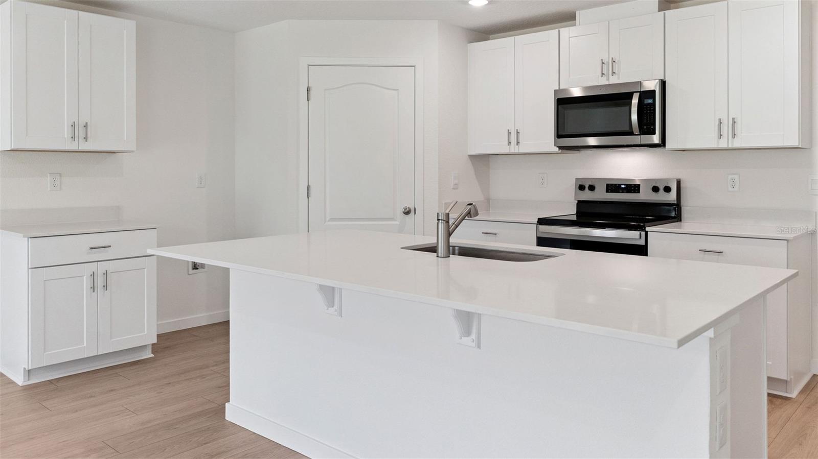 GARDENSIDE PH 1/ORMOND STATION - Residential