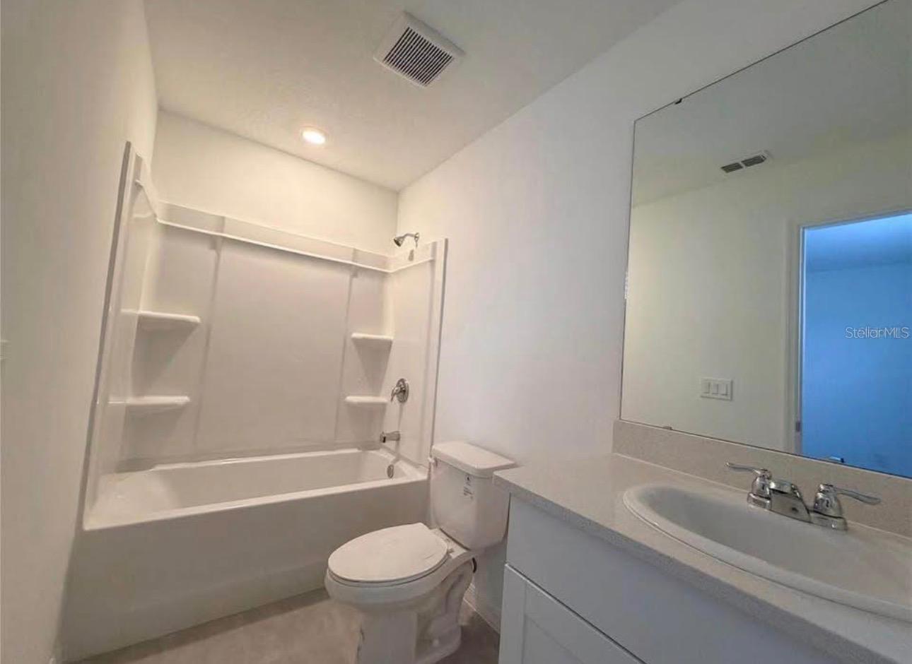 THE TOWNHOMES AT WESTVIEW - Residential