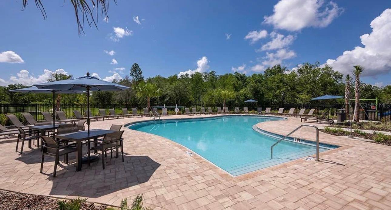 THE TOWNHOMES AT WESTVIEW - Residential