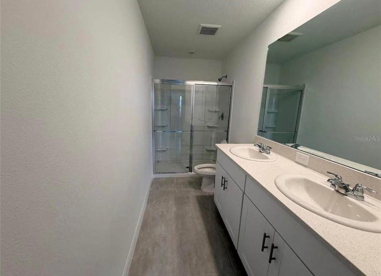 THE TOWNHOMES AT WESTVIEW - Residential