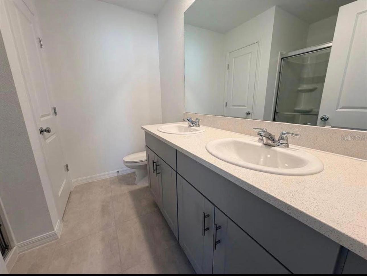 THE TOWNHOMES AT WESTVIEW - Residential