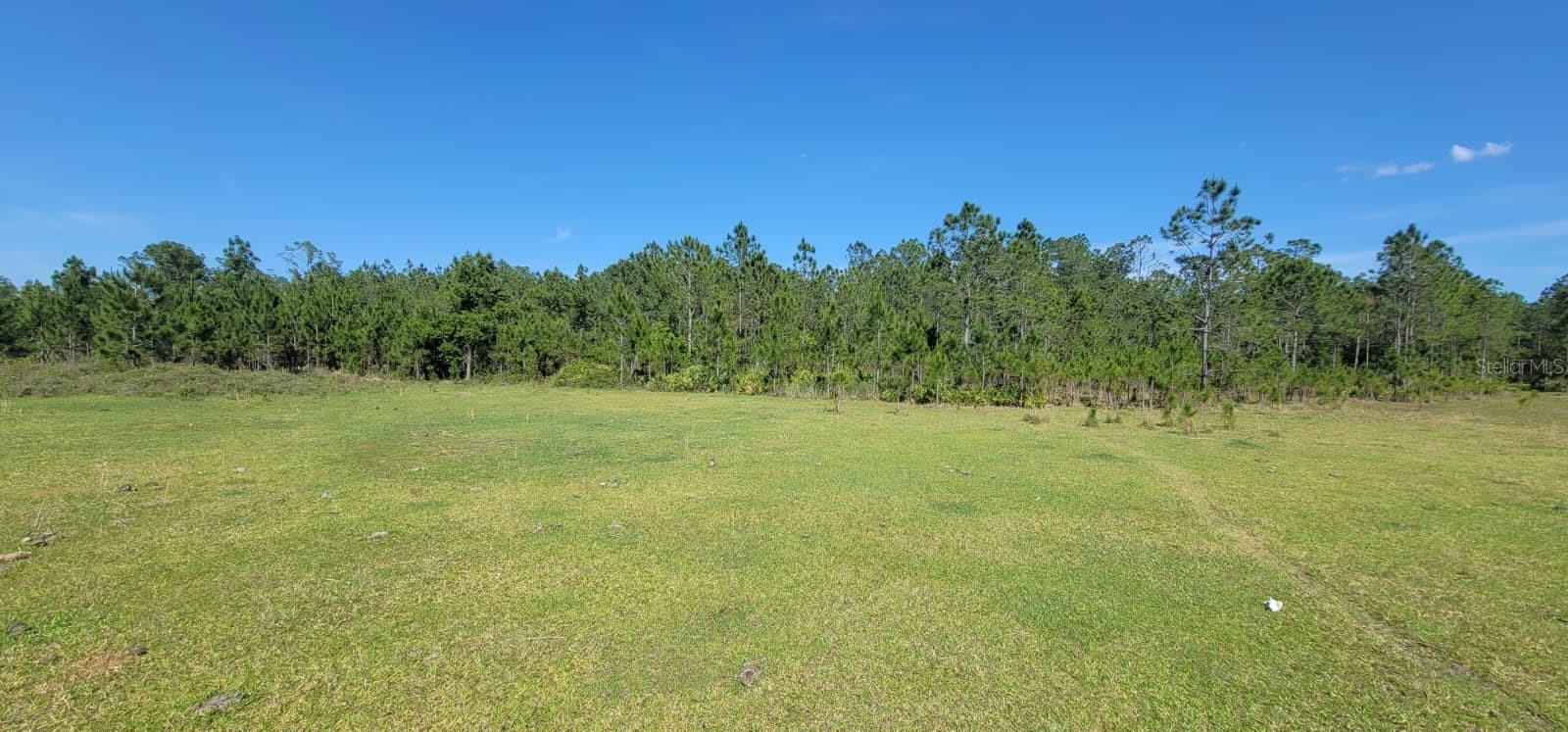SUNRISE ACRES - Land