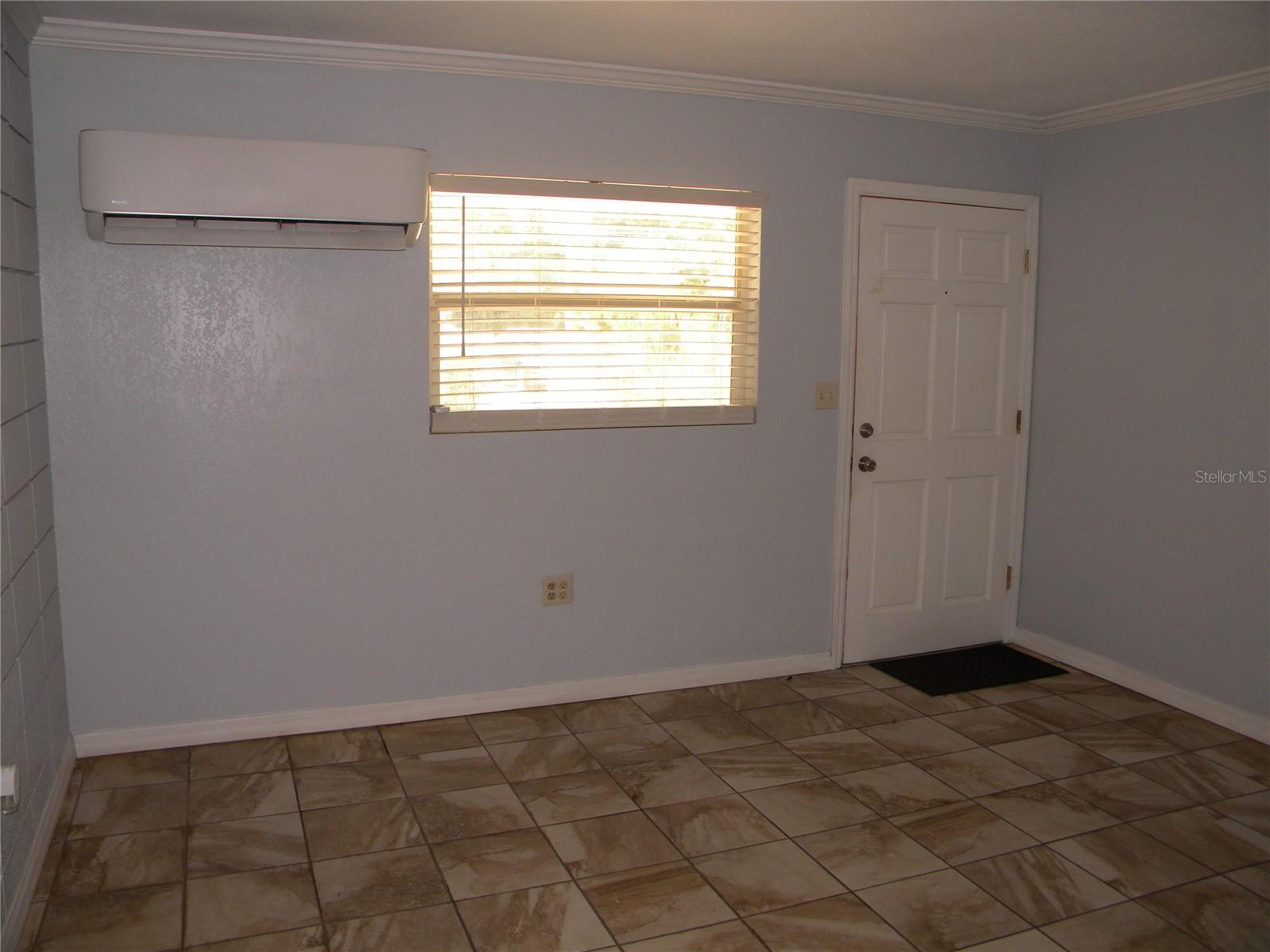 PINECASTLE PARK - Residential Lease