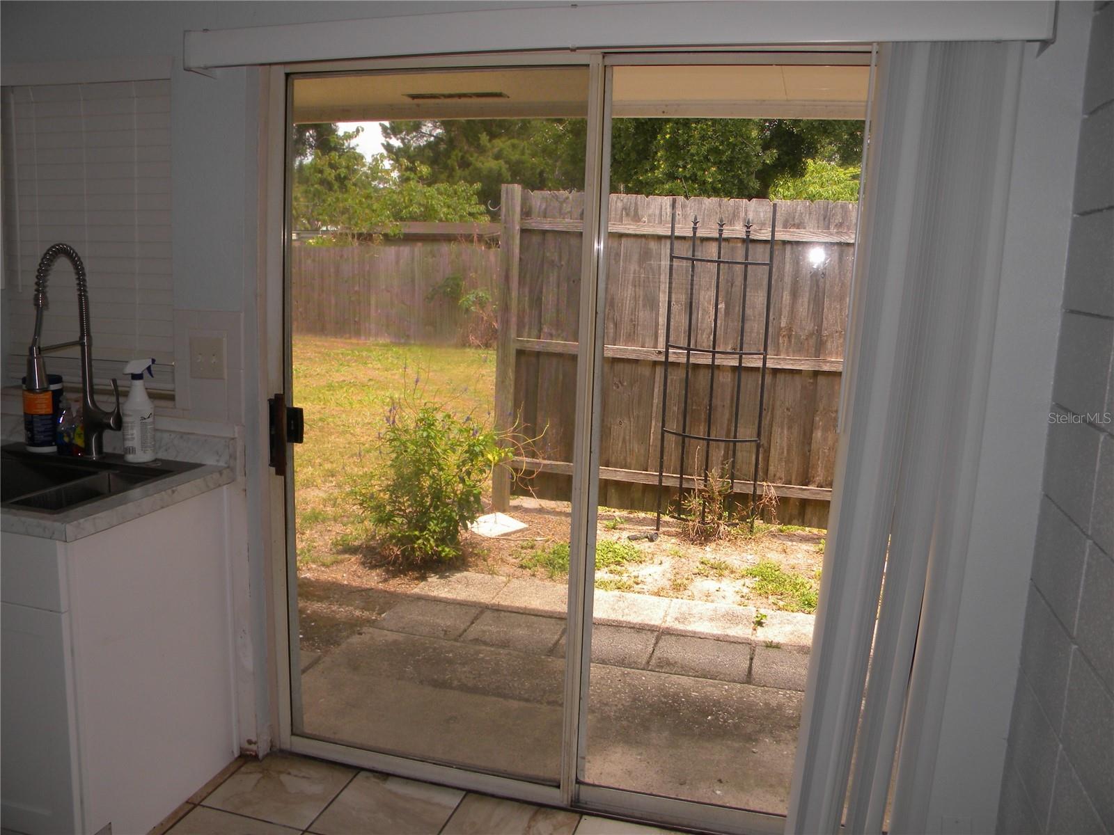 PINECASTLE PARK - Residential Lease