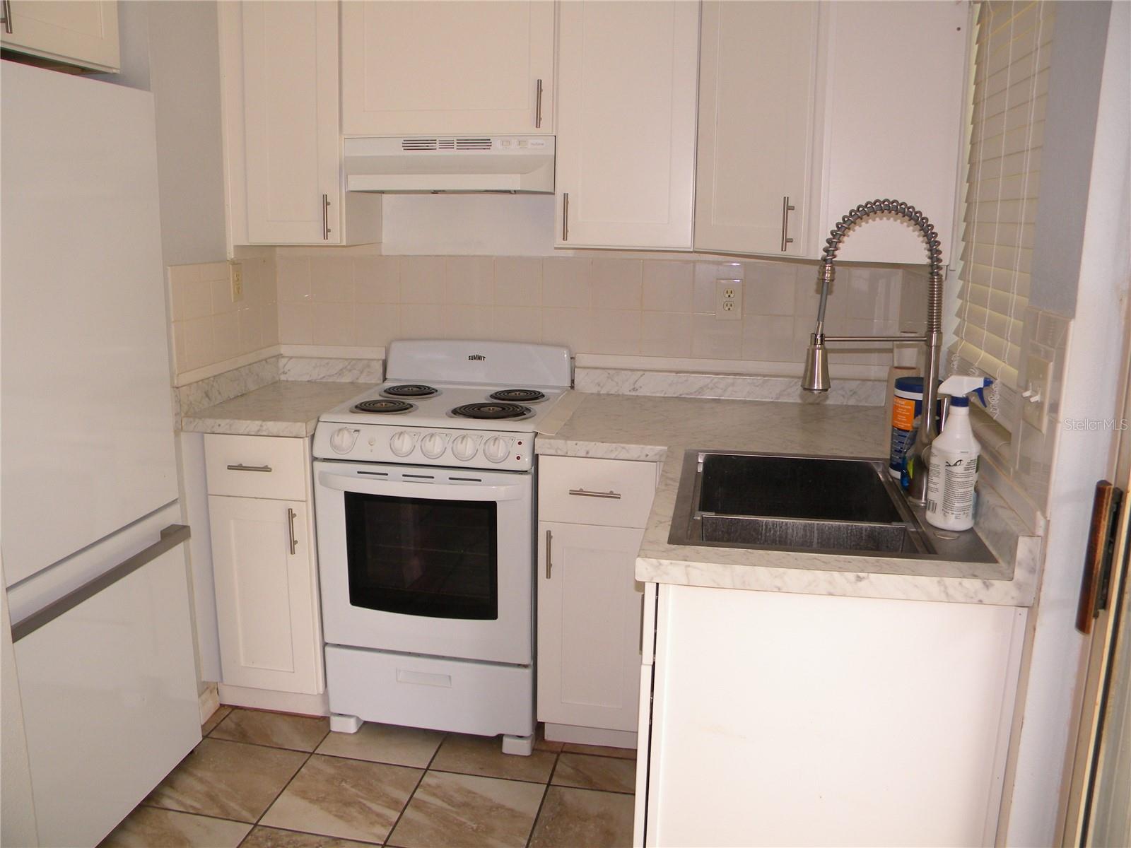 PINECASTLE PARK - Residential Lease